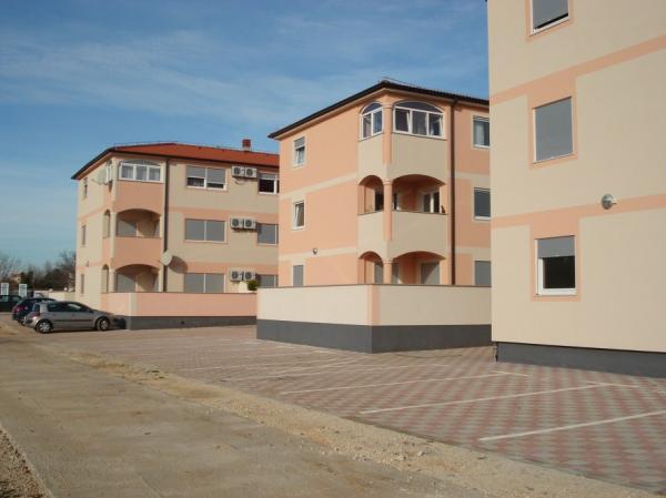 Apartments Fabečić