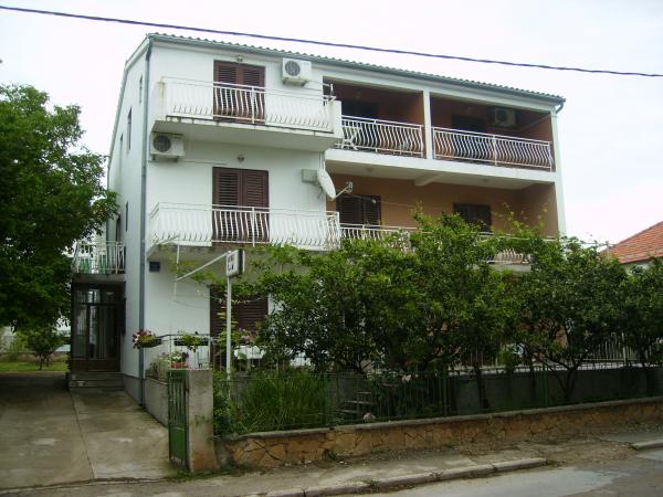 Apartmani Pikolo