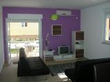 Nouvel appartement situé dans un village calme, à proximité des plages, des promenades, les parcs...