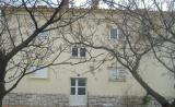 Apartman se nalazi u centru i sam njegov položaj gostima omogućuje brz dolazak u sve dijelove grada...