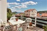 Apartments Tisno Murter