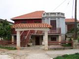 Comfortable and spacious, Toni offers a relaxed apartment Holiday in a beautiful ambience of an old...