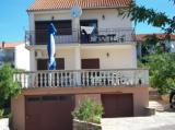 Vacances à proximité de Sibenik Brodarica. L'appartement est situé à seulement quelques minutes...